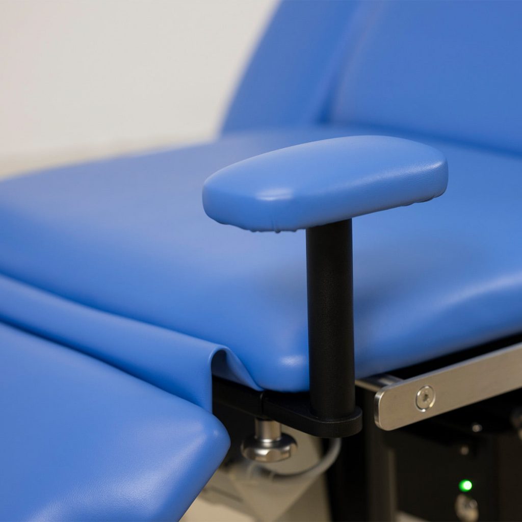 Ezer Motorized Examination Chair EOT-5200 – image 22