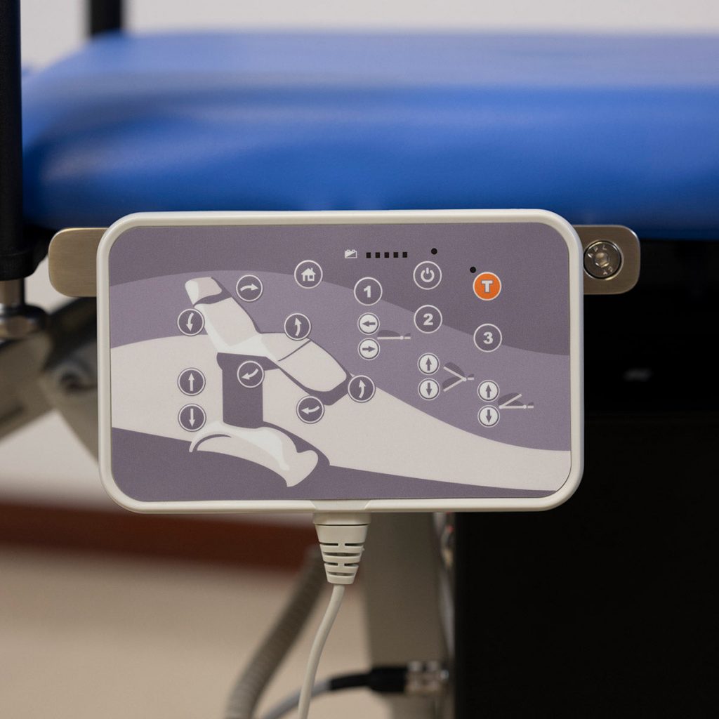 Ezer Motorized Examination Chair EOT-5200 – image 37