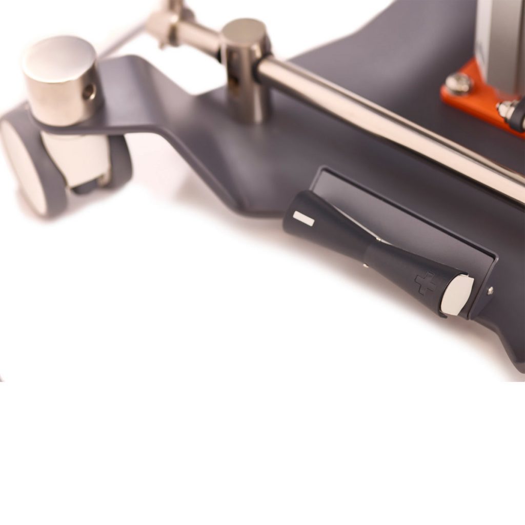 Ezer Motorized Examination Chair EOT-5200 – image 5