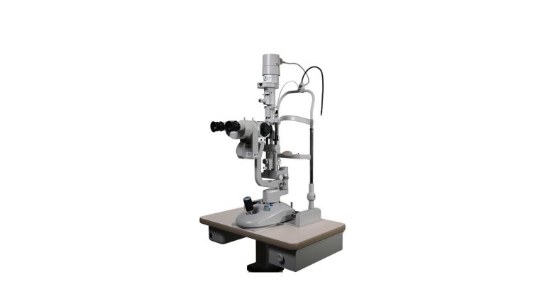 Ezer Emerald-26 slit lamp microscope on an instrument table, configured for slit lamp imaging