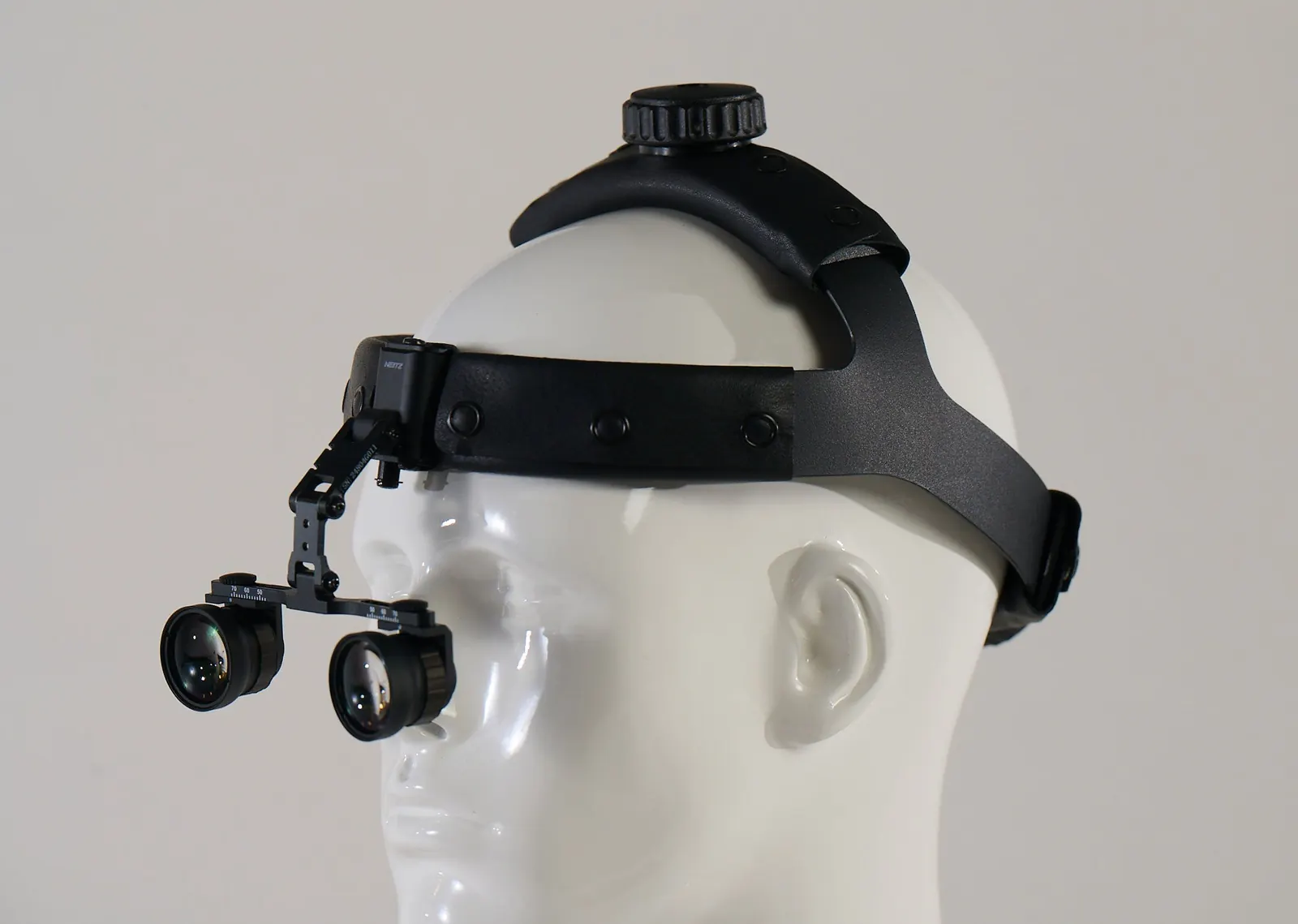 Neitz Binocular Loupes NTZ-BLS-2 (2.0X – 2.5X)