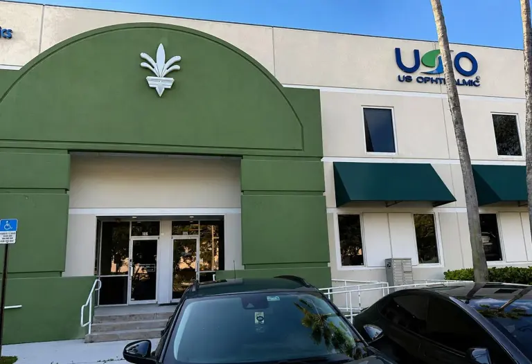 Entrance of the US Ophthalmic building