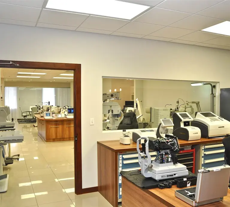 Service lab workbench with diagnostic instruments